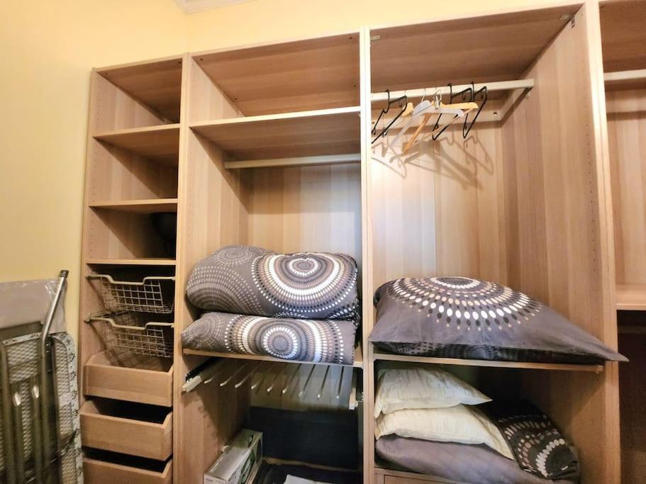 Spacious Apartment 6Min From The Dancing House Prague Luaran gambar